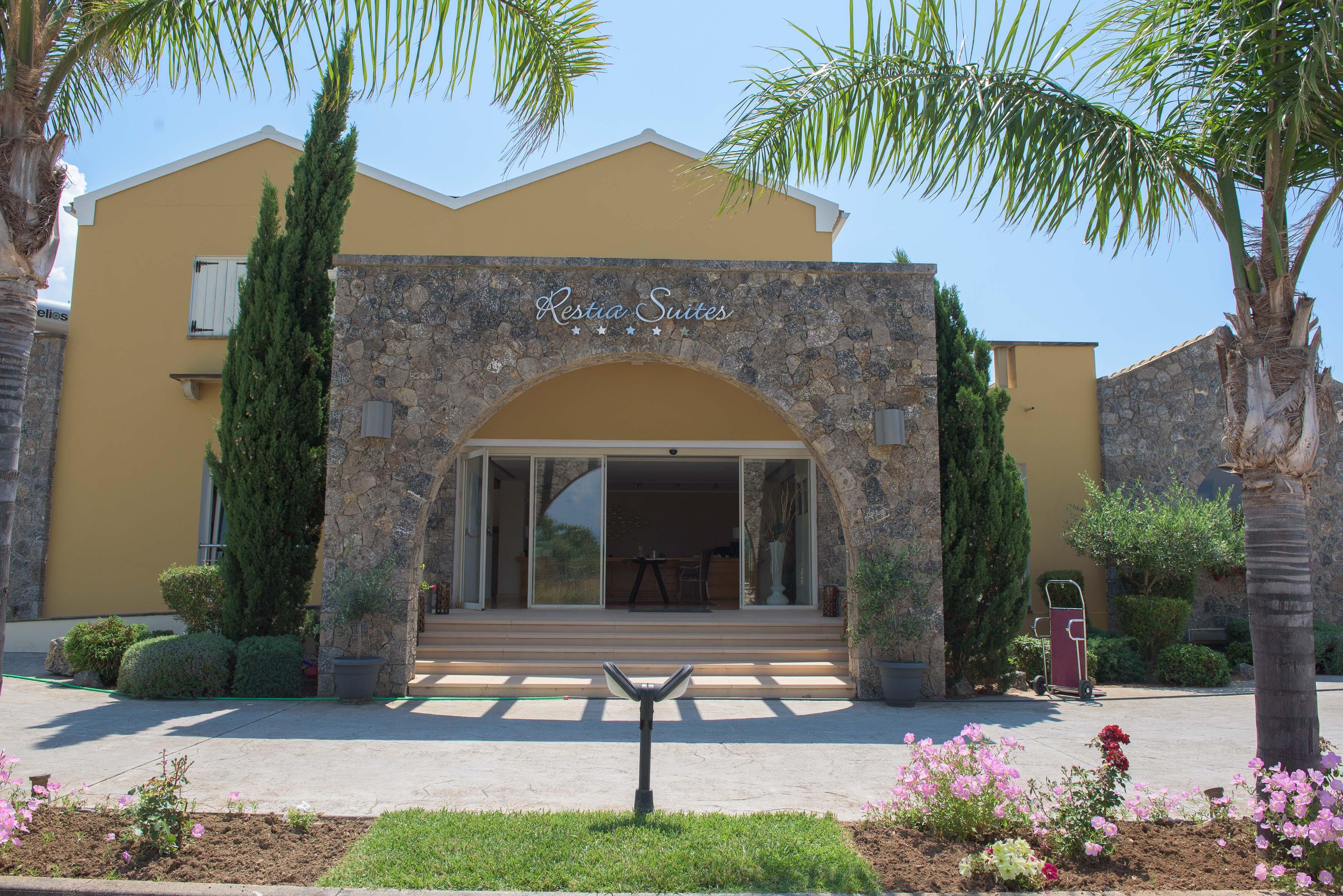 Restia Suites Exclusive Resort (Adults Only) Acharavi  Dış mekan fotoğraf